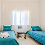 H&o Limnaria Poolside Paradise Paphos